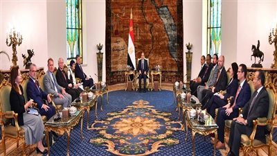 السيسي: إقامة الدولة الفلسطينية المستقلة هو السبيل لنزع فتيل التوتر الإقليمي وتعزيز مسار السلام والأمن