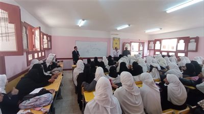 انطلاق القوافل التعليمية لطلاب المرحلة الثانوية الأزهرية بسوهاج