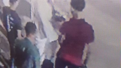 لحظة ضبط طفل دهس شخصا بقرية الشرفا في الصف (صور)