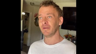 أغرب من الخيال، الأطباء أعلنوا وفاته وهو حي.. وبكاؤه منعهم من سرقة أعضائه (فيديو) 