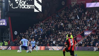 طرد ساليبا في شوط أول سلبي بين أرسنال وساوثهامبتون في الدوري الإنجليزي