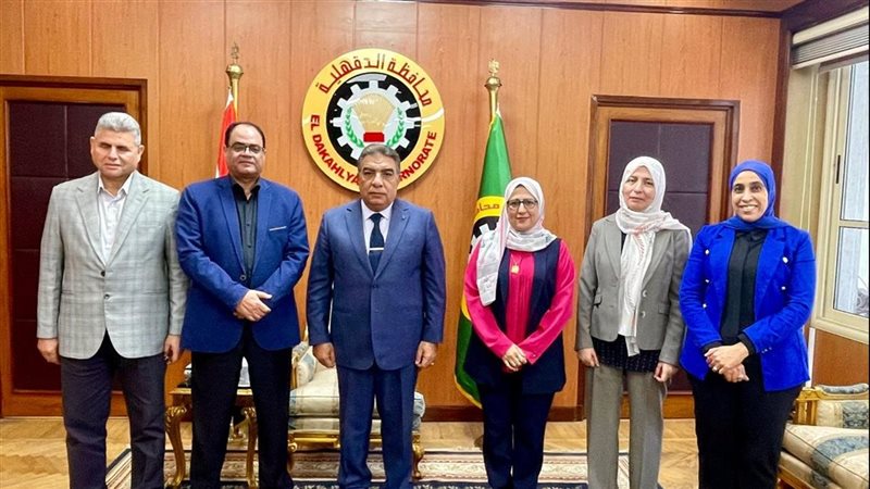 لقاء محافظ الدقهلية
