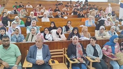 جامعة القناة السويس تواصل حملتها التوعوية للمشروع القومي للبلازما (صور) 