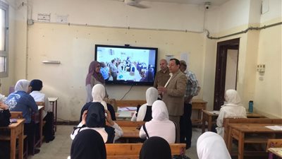 قيادات تعليم الدقهلية يتفقدون مدارس غرب المنصورة (صور)