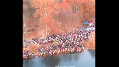 الهندوس يثيرون الرعب في أمريكا، تحويل بحيرة نيوجيرسي إلى نهر لحرق جثث الموتى (فيديو) 