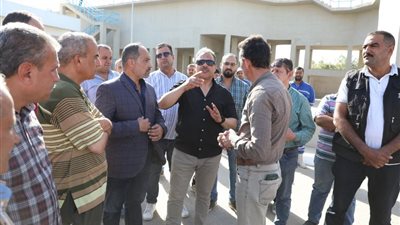 محافظ الشرقية يختتم جولته بمركزي الحسينية والزقازيق 