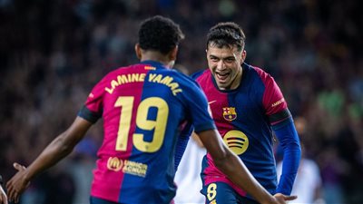 الدوري الإسباني، برشلونة يتقدم على إشبيلية بثلاثية نظيفة في الشوط الأول 