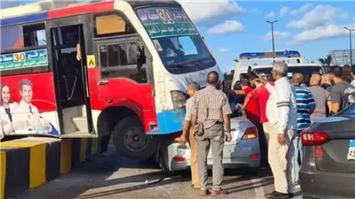 إصابة 5 أشخاص في حادث انحراف أتوبيس بكورنيش جليم 