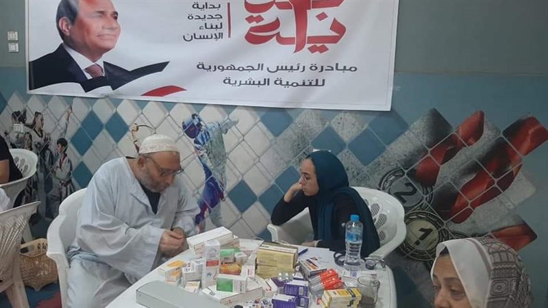 قافلة طبية بجامعة