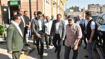 محافظ الشرقية يتفقد المشروعات الخدمية والشبابية بمركز بلبيس