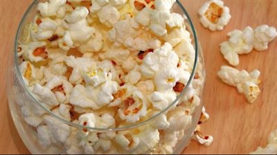 طريقة عمل الفشار، بمكونات بسيطة ومذاق لا يقاوم 