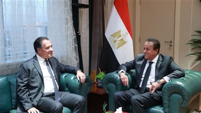 وزير الصحة يبحث مع نظيره اليوناني تعزيز التعاون في مجالات الرعاية الصحية