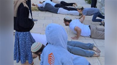 أكثر من 700 مستوطن يقتحمون الأقصى ويؤدون طقوسا تلمودية