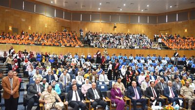 جامعة أسيوط تنظم احتفالية كُبرى بالذكرى 51 لنصر أكتوبر (صور) 