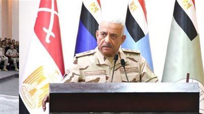 وزير الدفاع والإنتاج الحربي يتفقد عددًا من الأنشطة التدريبية للقوات الخاصة ( فيديو وصور)