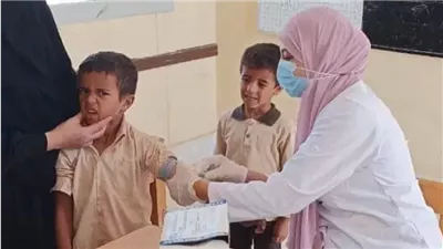 ليست المرة الأولى، الصحة تكشف مفاجأة بشأن فيديو الممرضة عن فساد تطعيمات المدارس 