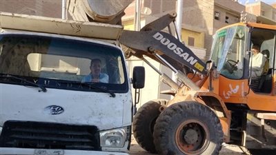 استمرار أعمال النظافة ورفع الإشغالات بالزقاريق في الشرقية 