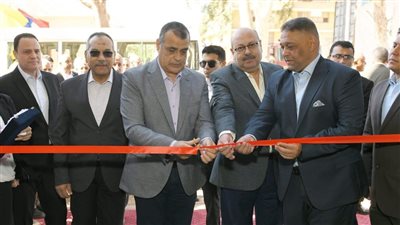 وزير الإنتاج الحربي يفتتح مصنع إنتاج الرزينة بشركة هليوبوليس للصناعات الكيماوية (صور)
