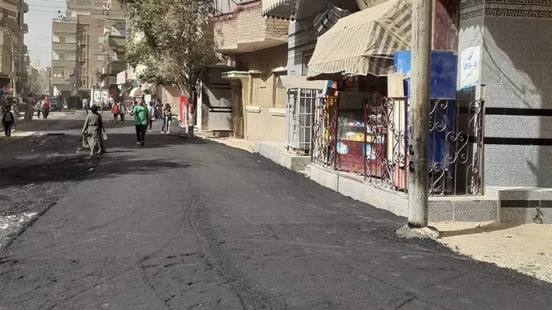 رصف عدد من الشوارع