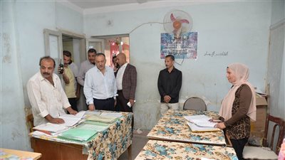 محافظ أسيوط يتفقد مخازن الأسمدة في مركز الفتح 