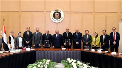 توقيع برتوكول تعاون بين جهاز المشروعات الصناعية وتنمية الصعيد 