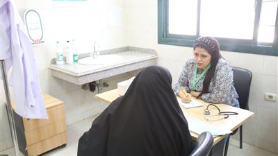 جامعة الفيوم تنظم قافلة طبية لأهالي قرية الغرق