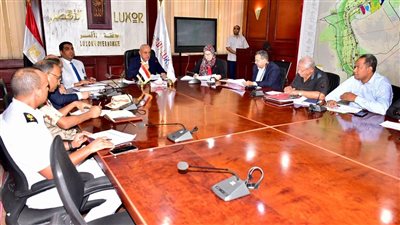 أبرز قرارات محافظ الأقصر في جلسة المجلس التنفيذي