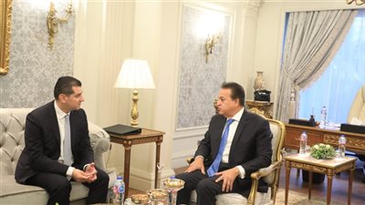 وزير الصحة يلتقي نظيره القبرصي لتعزيز الشراكات الصحية وتبادل الخبرات