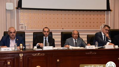 بعد موافقة دفاع البرلمان.. تفاصيل مشروع قانون تنظيم لجوء الأجانب.. ينص على إنشاء اللجنة الدائمة لشئون اللاجئين.. التنسيق مع الجهات المعنية لتقديم الدعم.. وهذه حالات الأولوية في فحص الطلبات