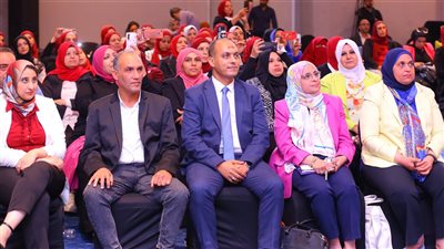 التضامن الاجتماعي تستعرض تجربة الرائدات الاجتماعيات