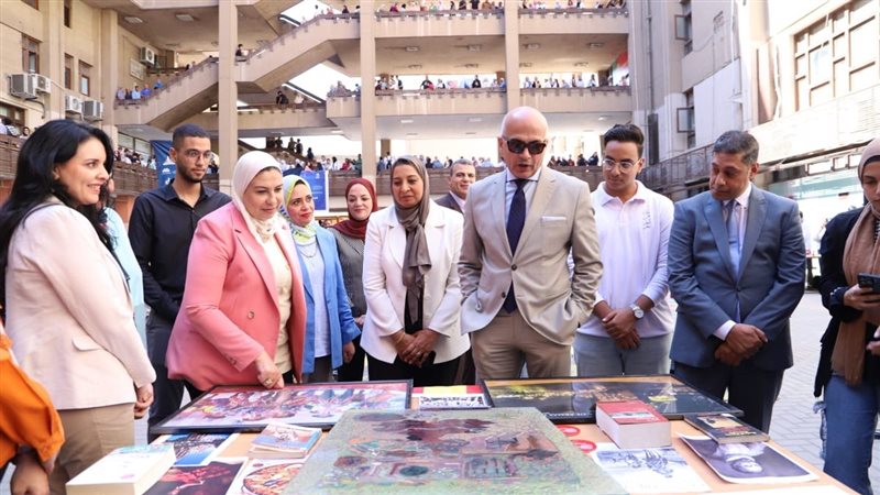 جامعة عين شمس، فيتو