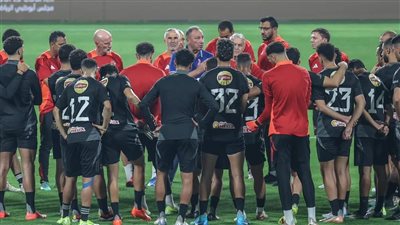 كأس الإنتركونتيننتال، جلسة تصوير لـ الأهلي غدا بالزي الرسمي قبل السفر لقطر 