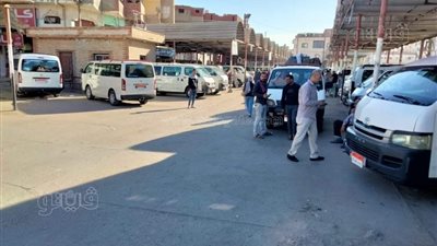 الدفع بـ3 أتوبيسات و32 سيارة ميكروباص لنقل الأهالي وطلاب بيلا إلى كفر الشيخ 