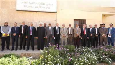 رئيس جامعة الأزهر يتفقد الإسكان الطلابي بدمياط ويوجه بتوفير الاحتياجات الأساسية للمدينة