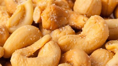 فوائد الكاجو، يحمي من الشيخوخة ويقاوم الالتهابات وينقص الوزن 