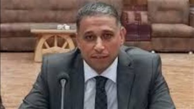 وكيل التعليم بالجيزة يوجه المدارس بتوضيح مفهوم 