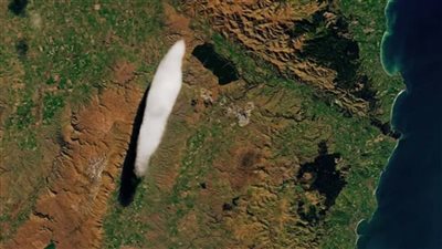  تشبه الأجسام الطائرة المجهولة، سحابة غامضة تظهر في نفس المكان لأكثر من 100 عام