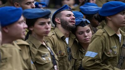 إسرائيل تعلن مقتل 890 من أفراد وضباط الجيش والشرطة والأجهزة الأمنية منذ 7 أكتوبر الماضي