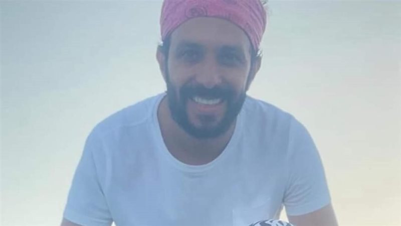 أحمد عصام، فيتو