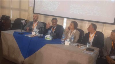 إقبال كثيف على التسجيل بعمومية الحزب المصري الديمقراطي (صور) 