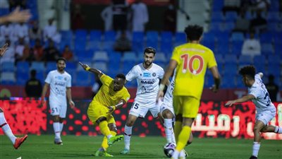 الدوري السعودي، القادسية يتقدم علي ضمك بهدف في الشوط الأول 