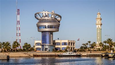 تداول 38 سفينة بميناء دمياط خلال 24 ساعة 