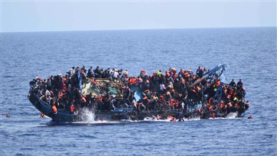 مصرع 10 أشخاص وفقدان العشرات في انقلاب قارب بالكونغو الديمقراطية