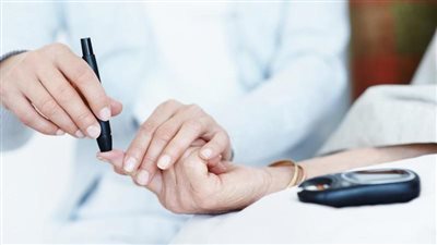 8 ملايين مصري يعانون.. أستاذ بجامعة هارفارد يحدد ضوابط الصيام لمرضى السكر