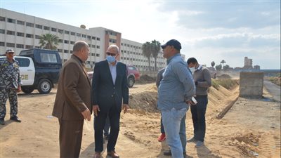 محافظ القليوبية يتفقد المنطقة الاستثمارية بعد تشغيلها 