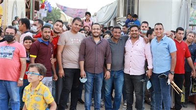 بالتسابيح والألحان.. الأقباط يواصلون احتفالات دير مارجرجس بالرزيقات في الأقصر|صور