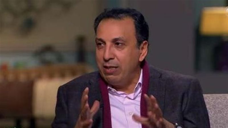 الكاتب شريف جاد