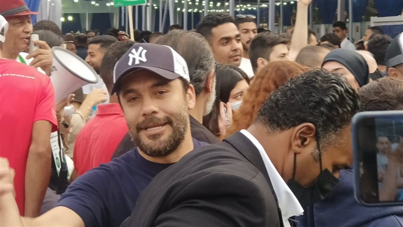 أحمد حسن من داخل