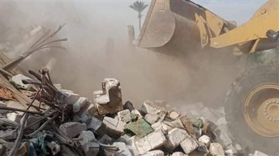 إزالة 59 حالة تعد على أراضي أملاك الدولة بالمنيا