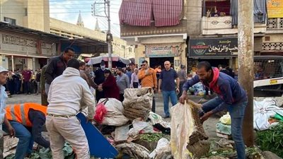 25 صورة ترصد حملة مكبرة لإحكام السيطرة على الأسواق العشوائية بالمنصورة